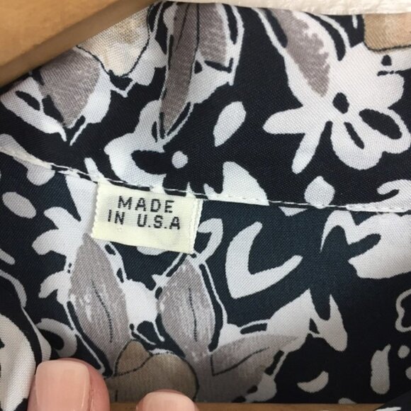 Vintage Inspired Floral Neck Tie Detail Blouse - Picture 5 of 8